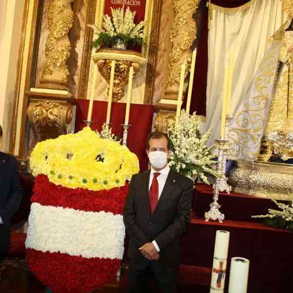 Ofrenda floral a la Virgen de Gracia en la parroquia de Puertollano con aforo limitado