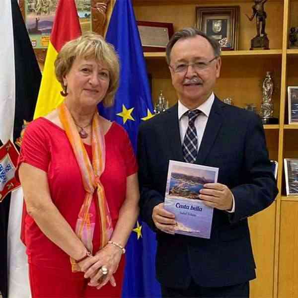 Isabel Villalta derramará poesía de “Ceuta bella” en la Feria del Libro de Puertollano