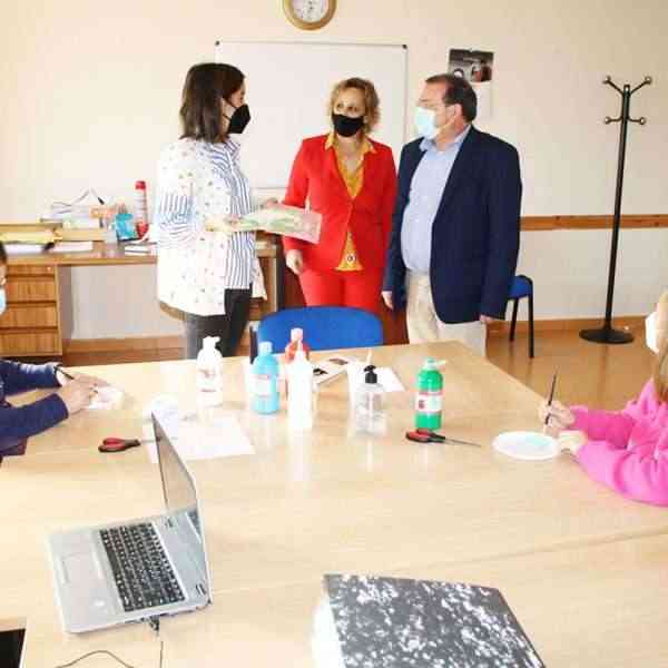 Asociación de Integración Social del Discapacitado de Puertollano (Aisdi) y ayuntamiento suscriben convenio