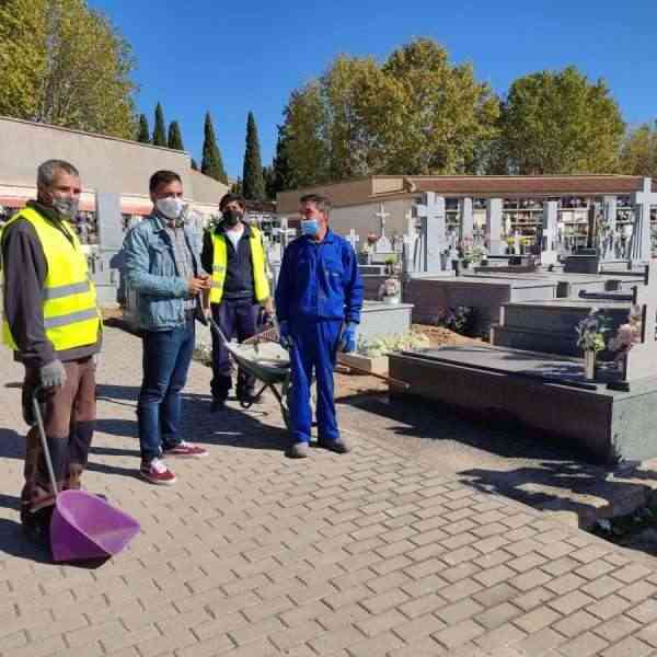 Ampliación de horario del cementerio de Puertollano y refuerzo del bus urbano por festividad de Todos los Santos