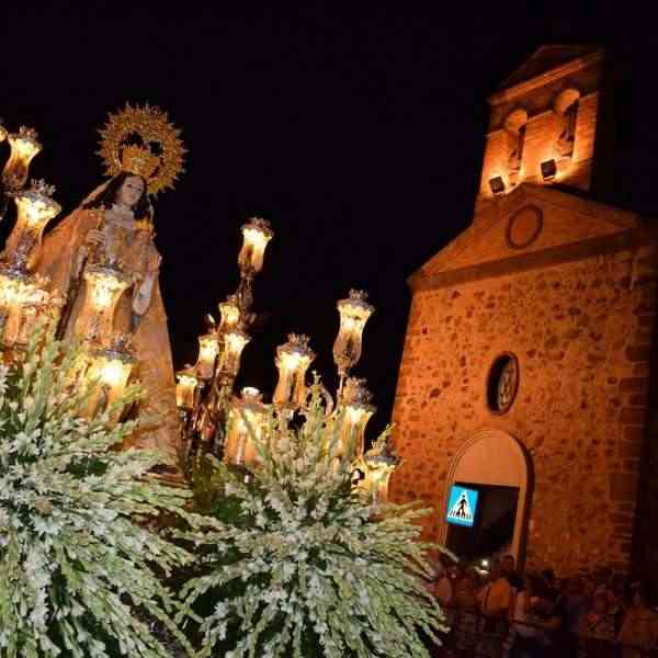Procesión de la Virgen de Gracia por el XXV aniversario de su coronación el 8 de diciembre en Puertollano