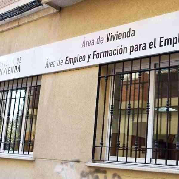Puertollano contratará a 5 jóvenes para trabajar en los servicios sociales, turísticos y administrativos municipales