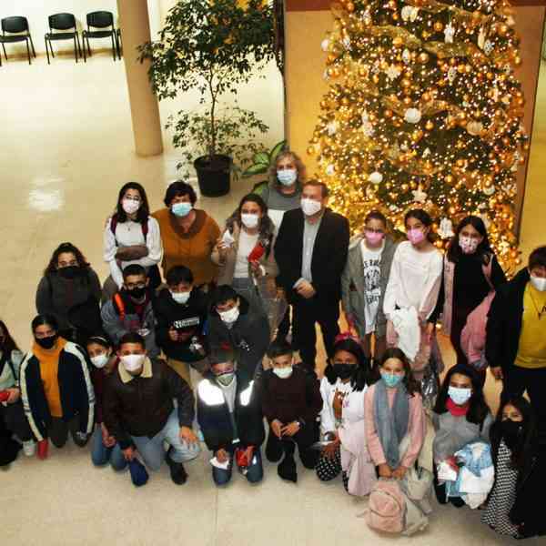 Alumnos del colegio San José visitaron el ayuntamiento de Puertollano y fueron atendidos por el alcalde