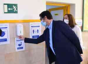 Ayudas por 1,7 millones de euros para contratación de cerca de 240 personas desempleadas para el programa “Colegio Seguro”