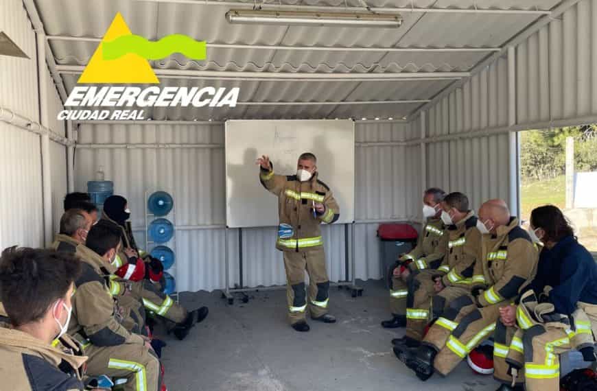 60 bomberos de la provincia perfeccionan sus capacidades en incendios industriales y en presencia de alcoholes