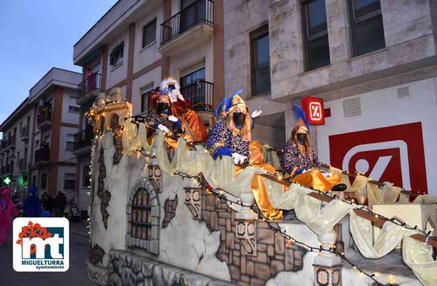 Una tarde mágica vivieron los niños de Miguelturra con la cabalgata de los Reyes Magos