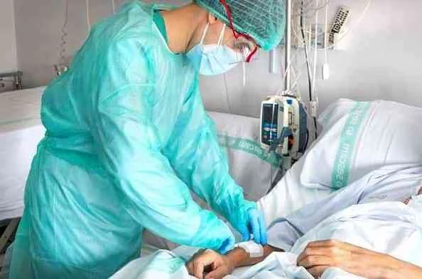 Continúan disminuyendo los hospitalizados por COVID-19 en Castilla-La Mancha