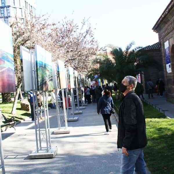 Exposición fotográfica de los futuros geositios de los Volcanes de Calatrava en el Paseo San Gregorio de Puertollano