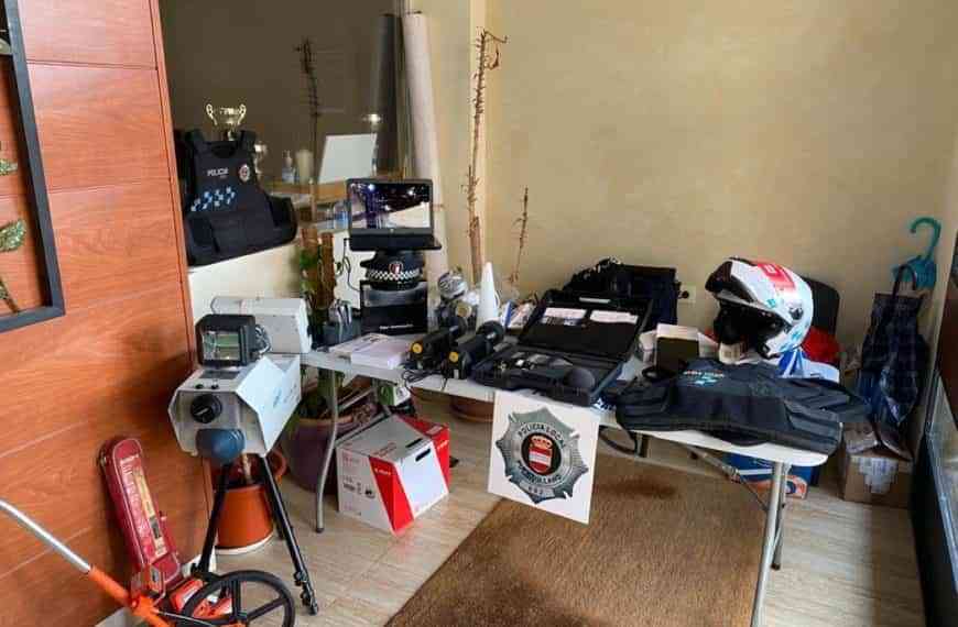 En la VIII Feria de Universidades y Profesiones de Puertollano participaron agentes de la Policía Local