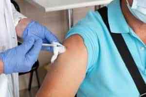 Castilla-La Mancha registra menos de 300 casos y menos de 200 personas hospitalizadas por COVID-19