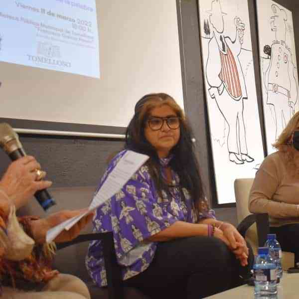 Lucía Etxebarría participó en el encuentro “De cómo luchar por la igualdad desde la palabra”en Tomelloso