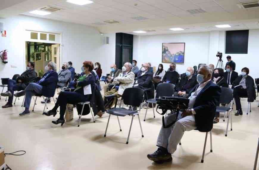 Presentada la  revista ‘Raíz y Rama’ que en su último número rinde homenaje a la isla de La Palma