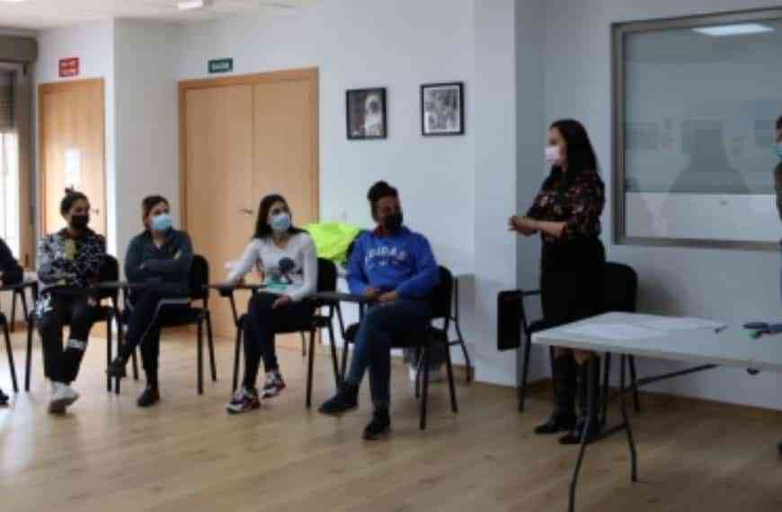 Taller ‘Aula de familia’ en Manzanares proporciona herramientas para resolver conflictos en el seno de la convivencia familiar