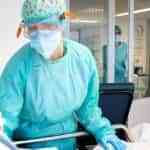 Castilla-La Mancha disminuye los pacientes covid ingresados en UCI, mientras aumentan los hospitalizados en cama convencional tras la Semana Santa