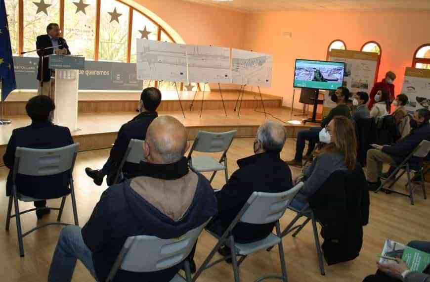 Así será la nueva calle Ancha de Puertollano presentada al vecindario y comerciantes de este vial por el alcalde