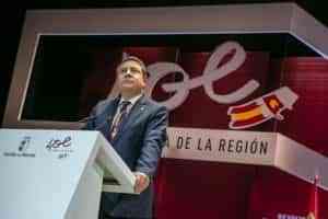 El presidente regional anuncia una iniciativa legislativa para que el idioma “no sea un impedimento” para acceder a una plaza pública en España