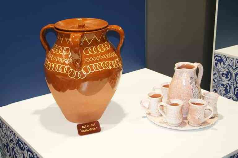 Exposiciones de artesanía de Castilla-La Mancha en el Paseo de los Artesanos y en el Museo Cristina García Rodero de Puertollano