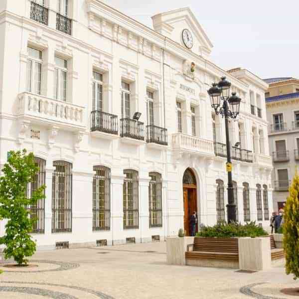 Hoy a las 21 horas un minuto de silencio en la Plaza de España de Tomelloso en condena por el asesinato de una mujer de la localidad