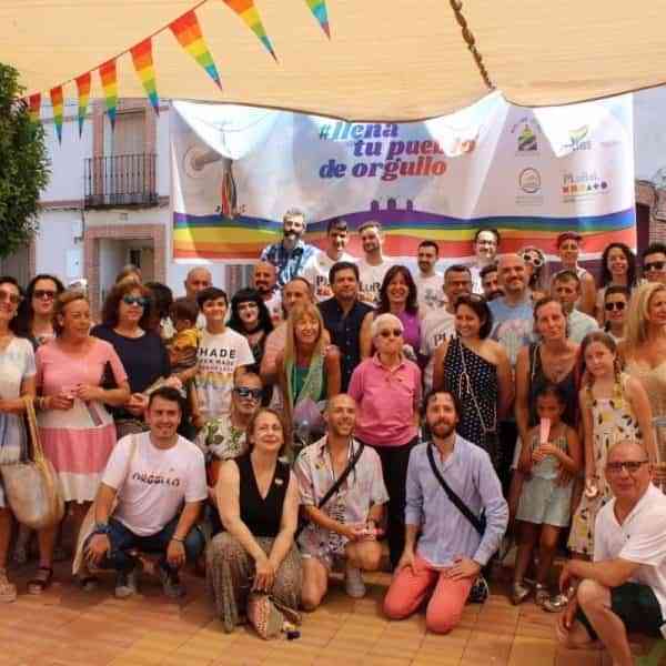 Cabezarados (Ciudad Real), epicentro del Orgullo Rural un mes después de aprobarse la ley LGTBI de C-LM