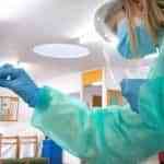 Castilla-La Mancha registró 1.917 casos por infección de COVID del 30 de mayo al 5 de junio en personas mayores de 60 años