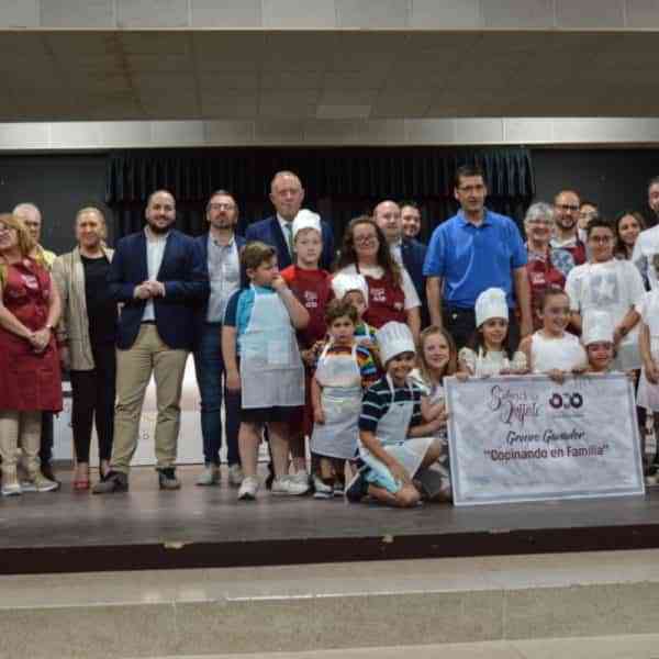 La solicitud de candidatura del proyecto Geoparque Volcanes de Calatrava. Ciudad Real presentada ante la Comisión Nacional de Cooperación de la UNESCO