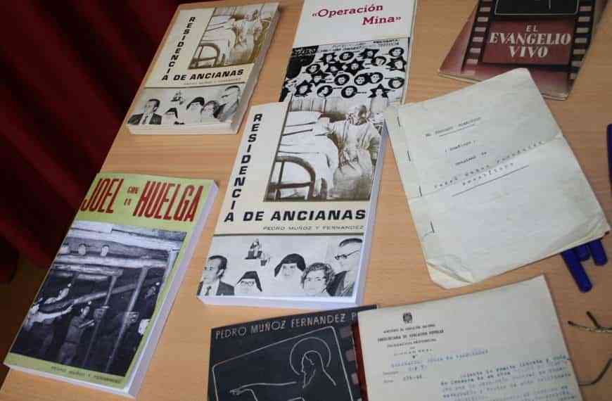 Los derechos de 4 libros de Pedro Muñoz ha cedido al Ayto. de Puertollano la familia del destacado sacerdote e impulsor de la radio