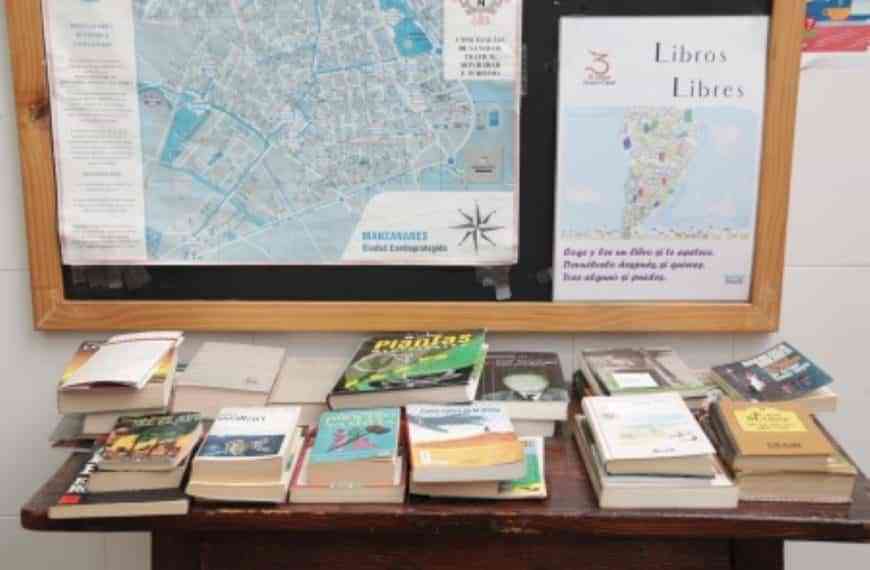 Instalado 1 nuevo puesto de ‘Libros libres’ en el Mercado Municipal de Abastos de Manzanares