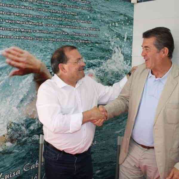 El complejo de piscinas “María Luisa Cabañero” de Puertollano es el primer espacio sin humo adhiriéndose al proyecto de la AECC