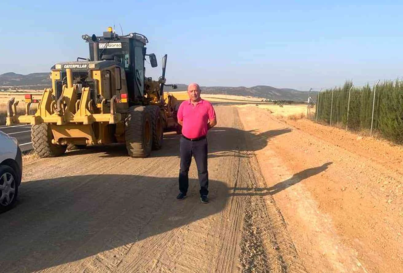 La concejalía de Urbanismo mejora los viales de Aldea del Rey gracias a la colaboración entre instituciones