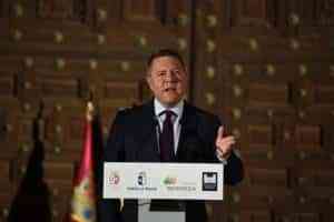 El presidente de Castilla-La Mancha avanza la instalación de fibra óptica en el Polígono Industrial de Molina de Aragón