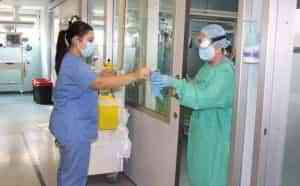 Se mantiene estable el número de pacientes COVID ingresados en UCI en los hospitales de Castilla-La Mancha en la última semana