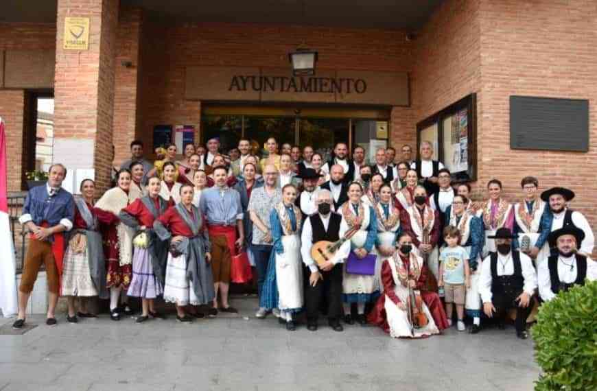 El Festival de Folklore “Villa de Miguelturra” celebró su 39 edición con una noche llena de folklore manchego