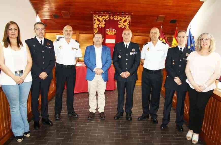 Intedente e inspectores de la Policía Local han tomado posesión de sus cargos en el ayuntamiento de Puertollano