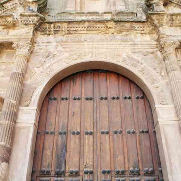 Realizarán trabajos de mantenimiento en las puertas de la Parroquia Ntra. Sra. de la Asunción de Puertollano con inversión de 10.860 euros