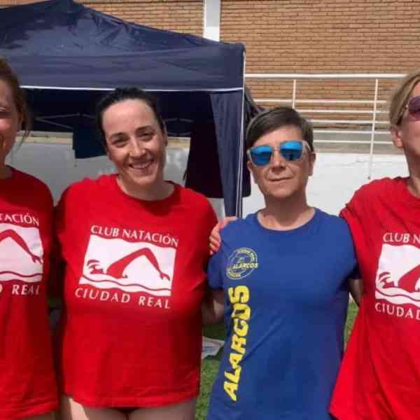 Exitosa participación de los nadadores churriegos en la categoría máster del  Campeonato regional de natación de CLM