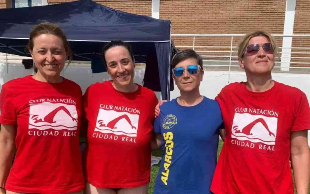 Exitosa participación de los nadadores churriegos en la categoría máster del Campeonato regional de natación de CLM