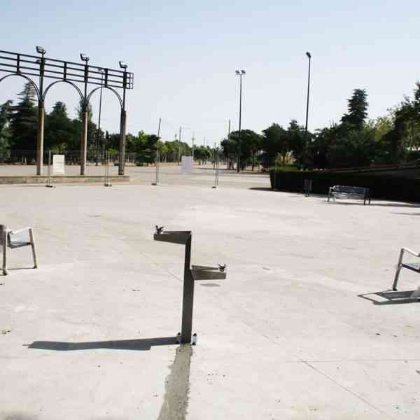 Iniciaron obras del nuevo parque infantil en la entrada del recinto ferial de Puertollano que cuenta con una inversión de 118.790,23 euros