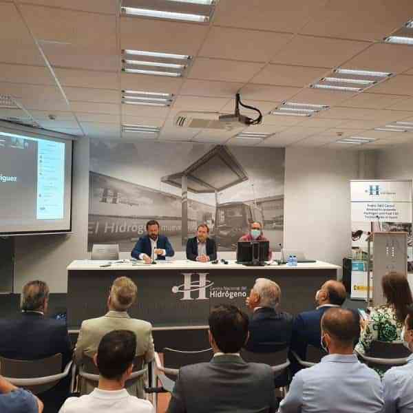 Celebrada reunión del Clúster del Hidrógeno de CLM: 45 miembros, y los socios institucionales: el Ejecutivo autonómico, el Ayuntamiento de Puertollano y la UCLM