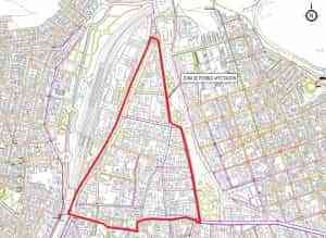 Continúan  los trabajos de reparación de la avería fortuita ocurrida a última hora de ayer en plaza Villarreal con calle Calzada de Puertollano