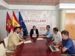 El ayuntamiento de Puertollano se compromete a ceder a la AECC un espacio municipal para el desarrollo de sus actividades