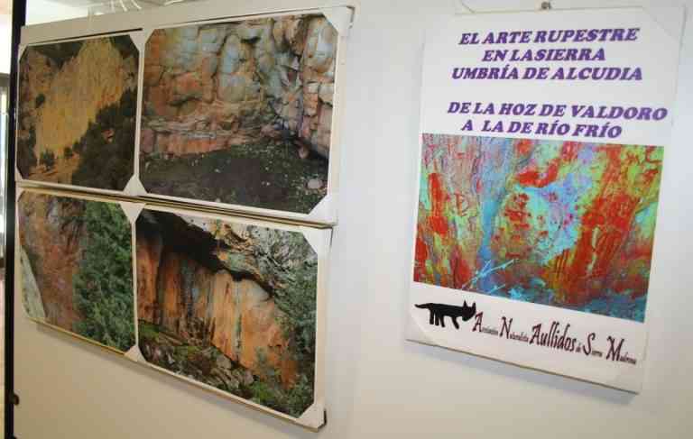 Exposición de las pinturas rupestres de la comarca en el Centro de la Asociación Naturalista Aullidos de Sierra Madrona en Puertollano