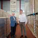 Aguas de Puertollano entregó al Banco de Alimentos una aportación de 600 euros para ayudar a las personas que más dificultades económicas y/o sociales tienen en la actualidad