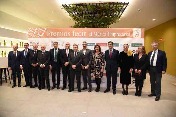 García-Page reconoce el dinamismo empresarial de Ciudad Real, provincia que “se ha llevado la mitad” de las ayudas para proyectos sectoriales de FP para el empleo