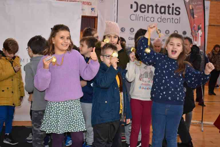 1.200 escolares recibieron sus trofeos y medallas obtenidos en los torneos navideños del Patronato Municipal de Deportes de Puertollano