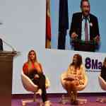 Marta Francés Gómez y Cristina Ruiz Paredes de Puertollano recibieron hoy el  Premio por la Igualdad de la Diputación de Ciudad Real