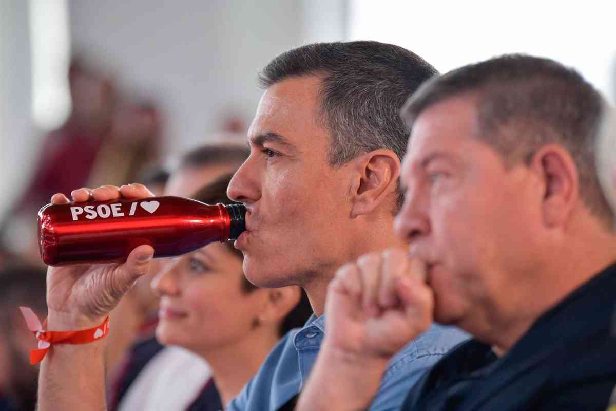 Page lleva a su gemelo para igualar la altura en su tibio encuentro con Sánchez