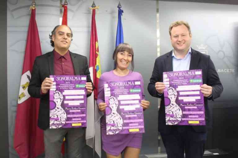 Clausura del II Festival Internacional de Orquestas de Guitarras de CLM “Sonoralma” el 3 de junio en el Auditorio de Albacete