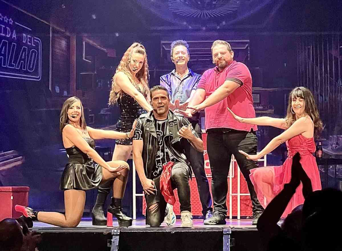 El Musical de los 80 y 90 de la compañía Onbeat se presentará en la Plaza de Toros de Puertollano el 30 de mayo