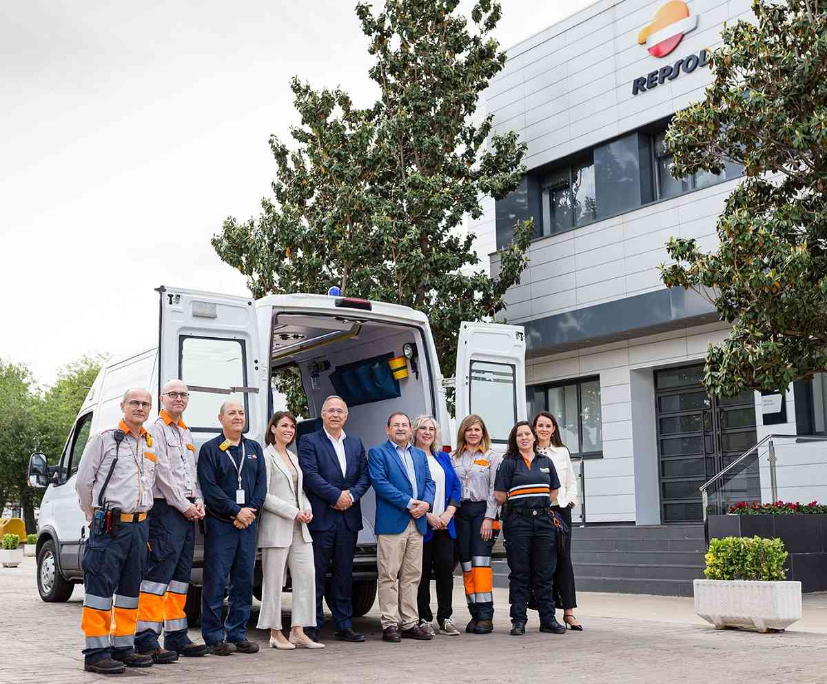 Repsol ha donado un vehículo que servirá para ampliar  la dotación móvil de Protección Civil en Puertollano