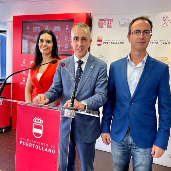 El alcalde de Puertollano establece 9 concejalías y delega responsabilidades a todos los ediles mientras reduce su salario hasta un 10%